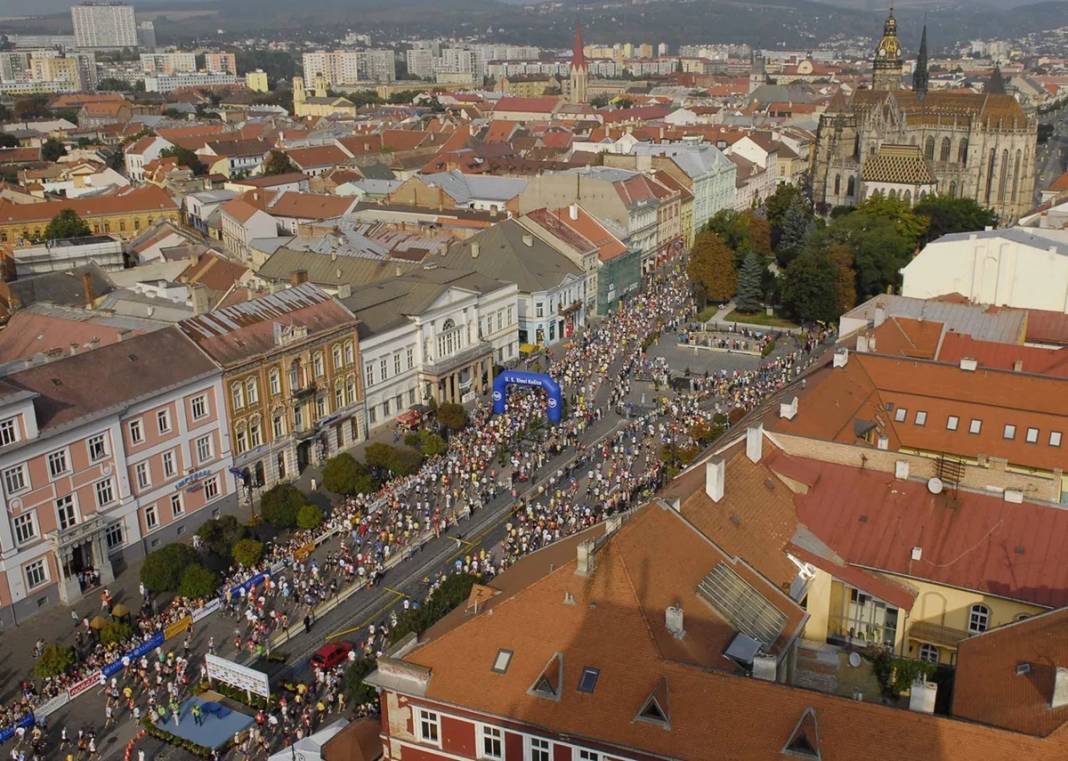 Okuyunca çok şaşıracaksınız! Nüfusu İstanbul'dan az olan öyle ülkeler var ki... 10